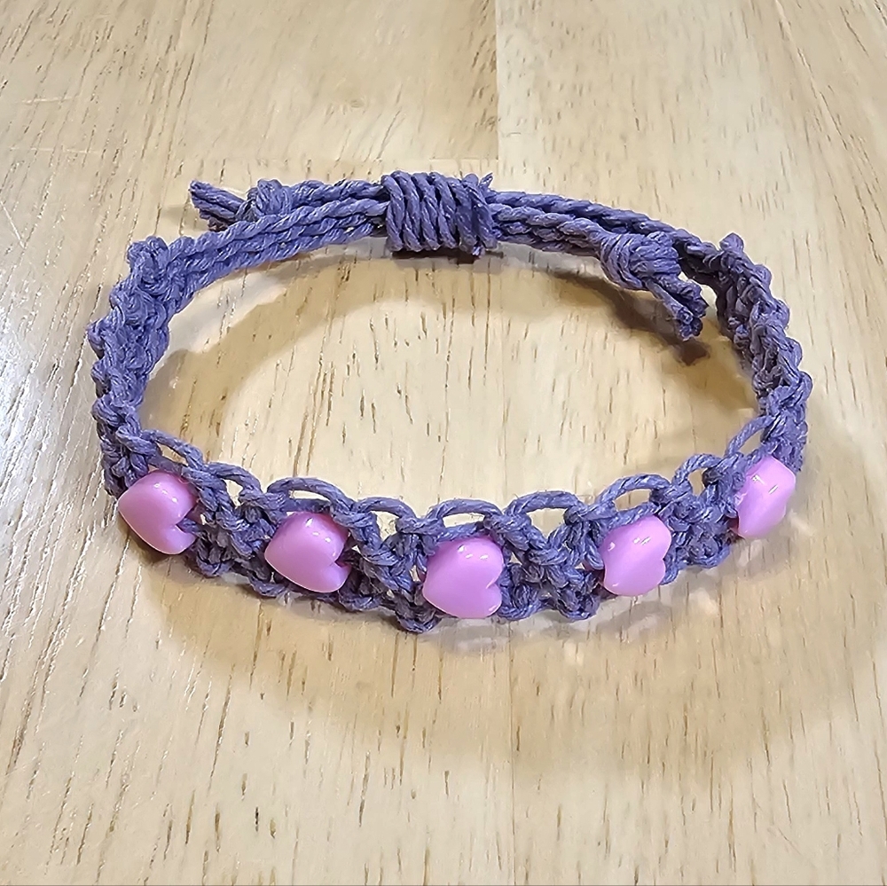 New✨️ Pink Heart Hemp Bracelet